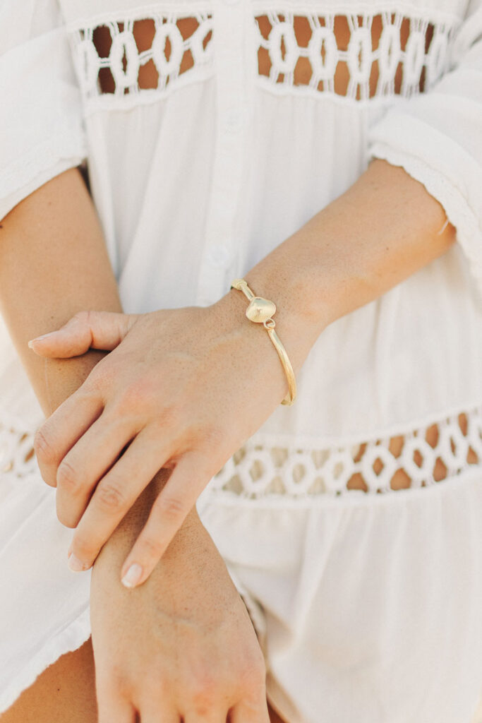 infinite love bracelet in gold