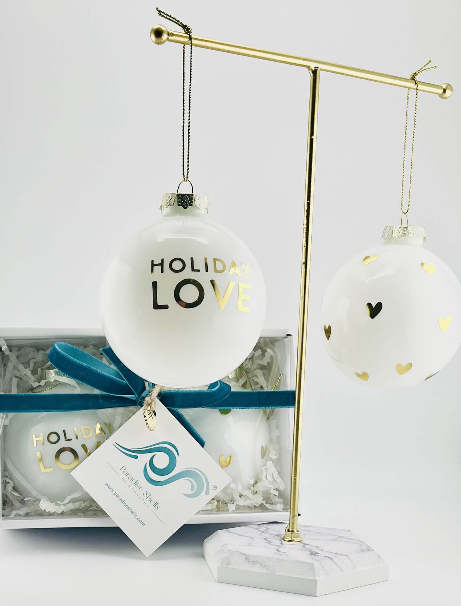 Holiday Love ornament